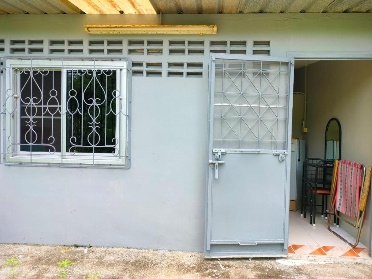 Private With Garden In Center Homestay *